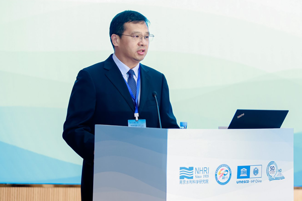 378b2bc44d9a4a95a42bcae1b368e108